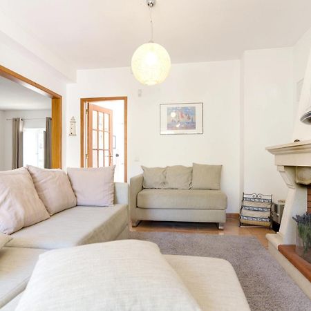 Charming House In Vilamoura With Shared Pool Екстериор снимка